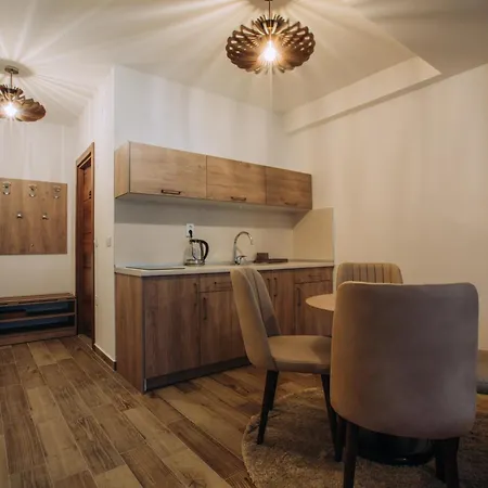 White Blue - Luxury Apt, Center, Private Parking, Balcony, Near Apartament *
